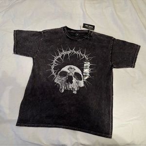 Hot Topic Unisex Graphic T-Shirt